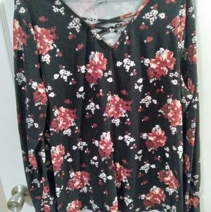 Floral princess sleeve shirt